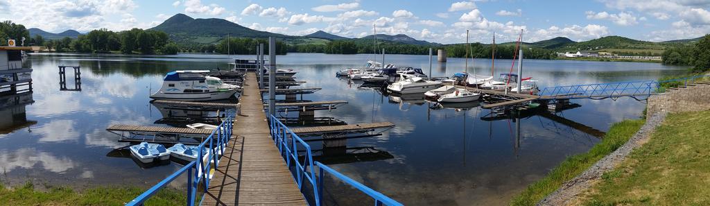 Resort Marina Labe Ловосице Экстерьер фото