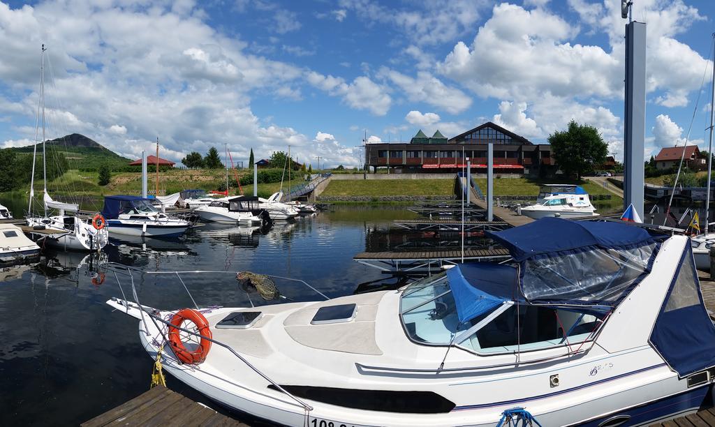 Resort Marina Labe Ловосице Экстерьер фото