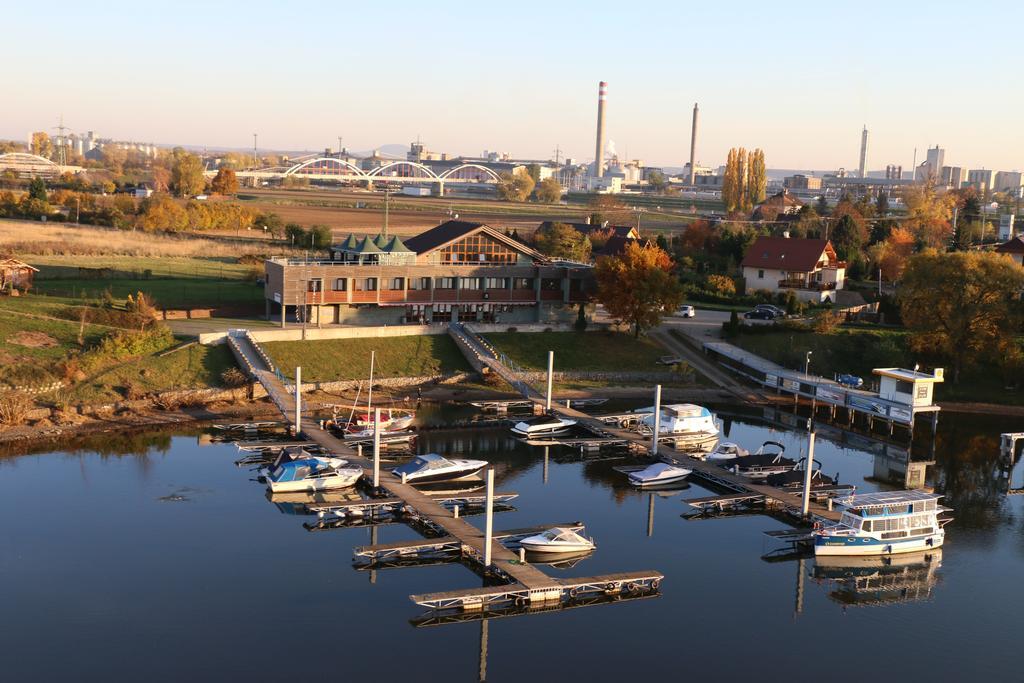Resort Marina Labe Ловосице Экстерьер фото